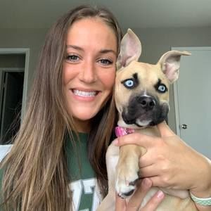 Meet your Posher, Courtney